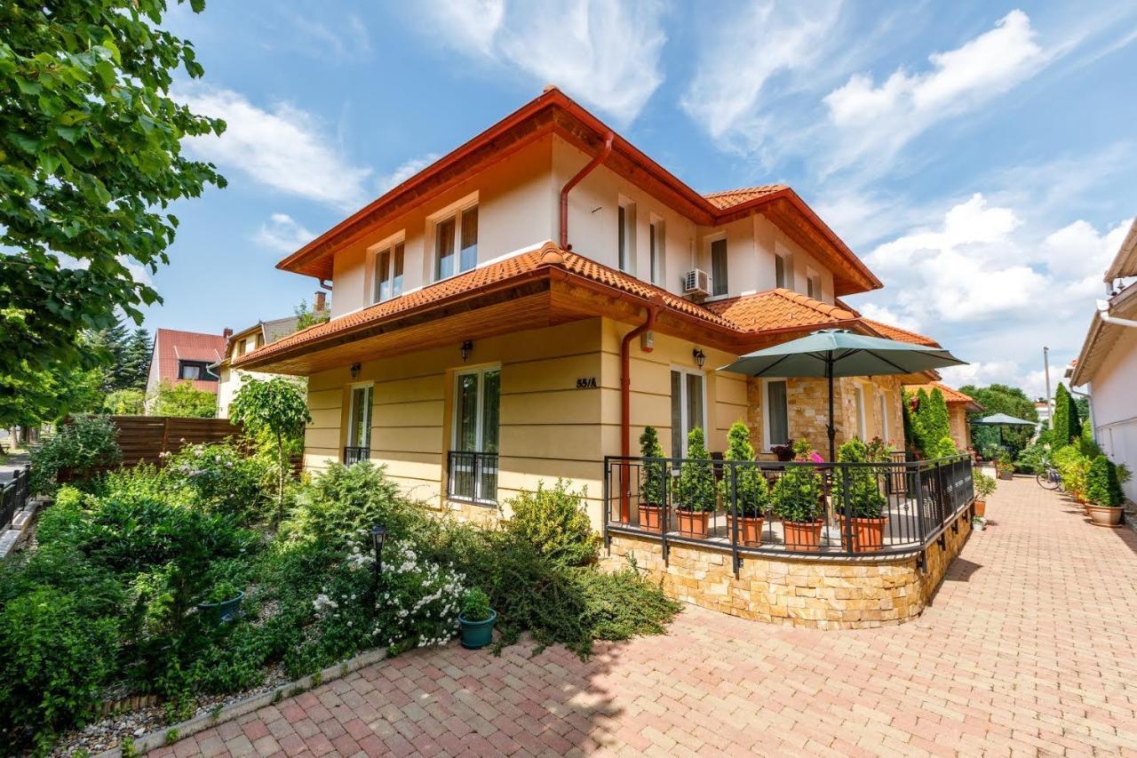 Andi Apartman ヘーヴィーズ エクステリア 写真