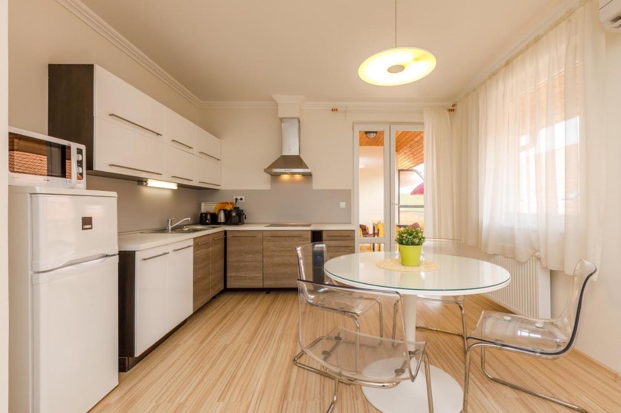 Andi Apartman ヘーヴィーズ エクステリア 写真