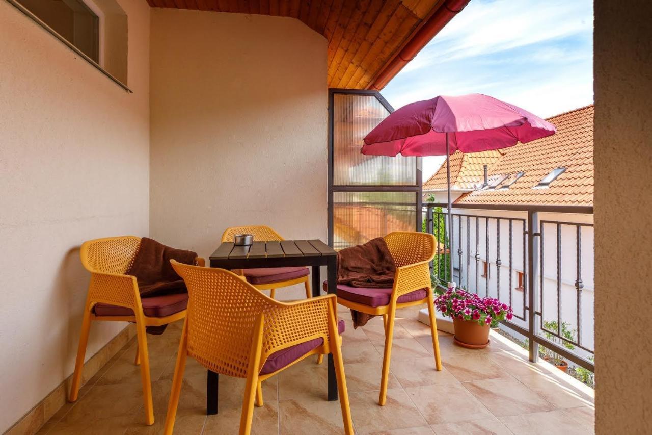 Andi Apartman ヘーヴィーズ エクステリア 写真