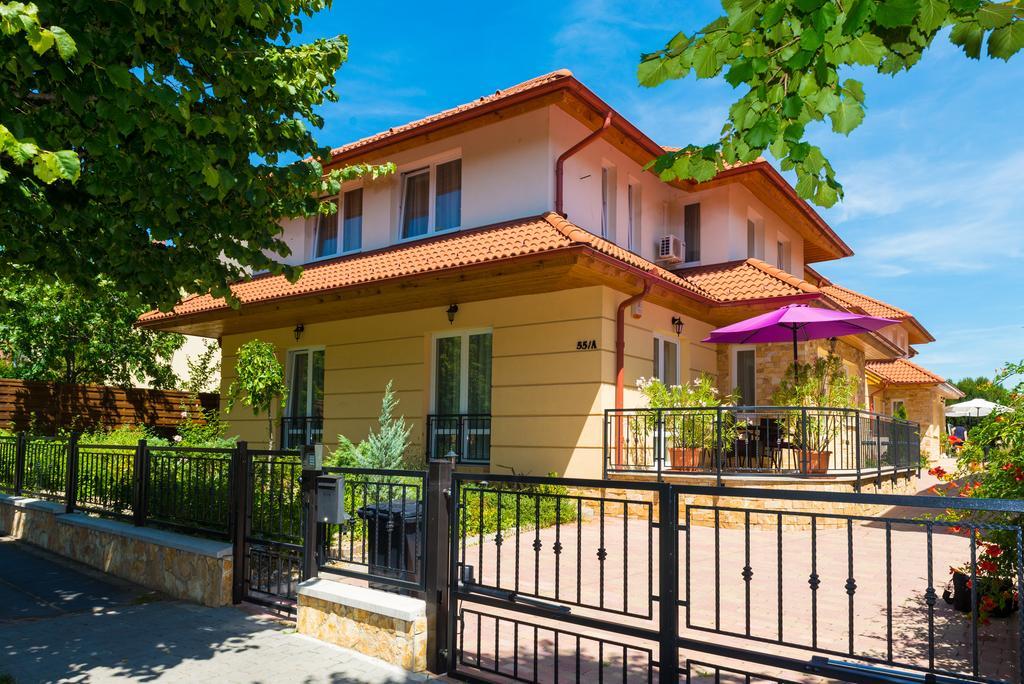 Andi Apartman ヘーヴィーズ エクステリア 写真