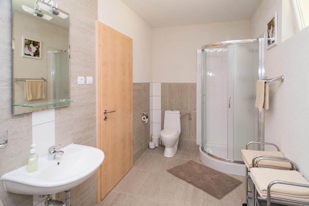 Andi Apartman ヘーヴィーズ エクステリア 写真